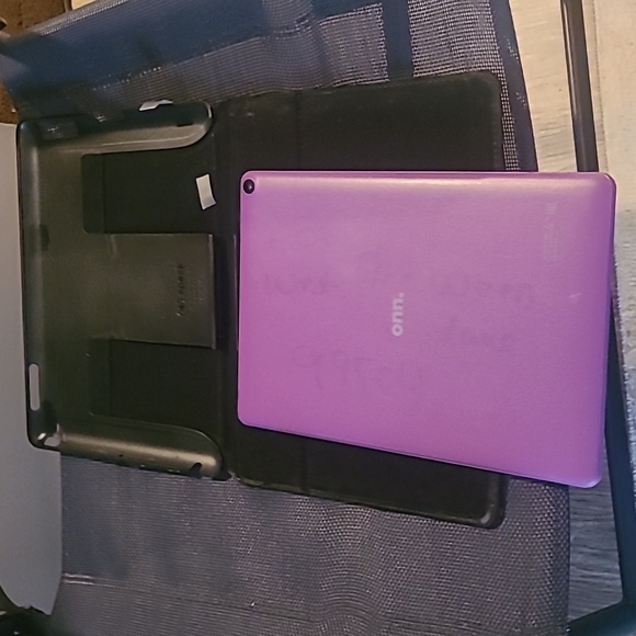 Onn purple/black electronic 10 inch tablet for school or work. - Picture 5 of 8